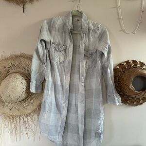 Gray Utility Jacket with Lightweight Design